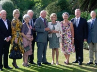 joel-wedding-menzies-family-pic